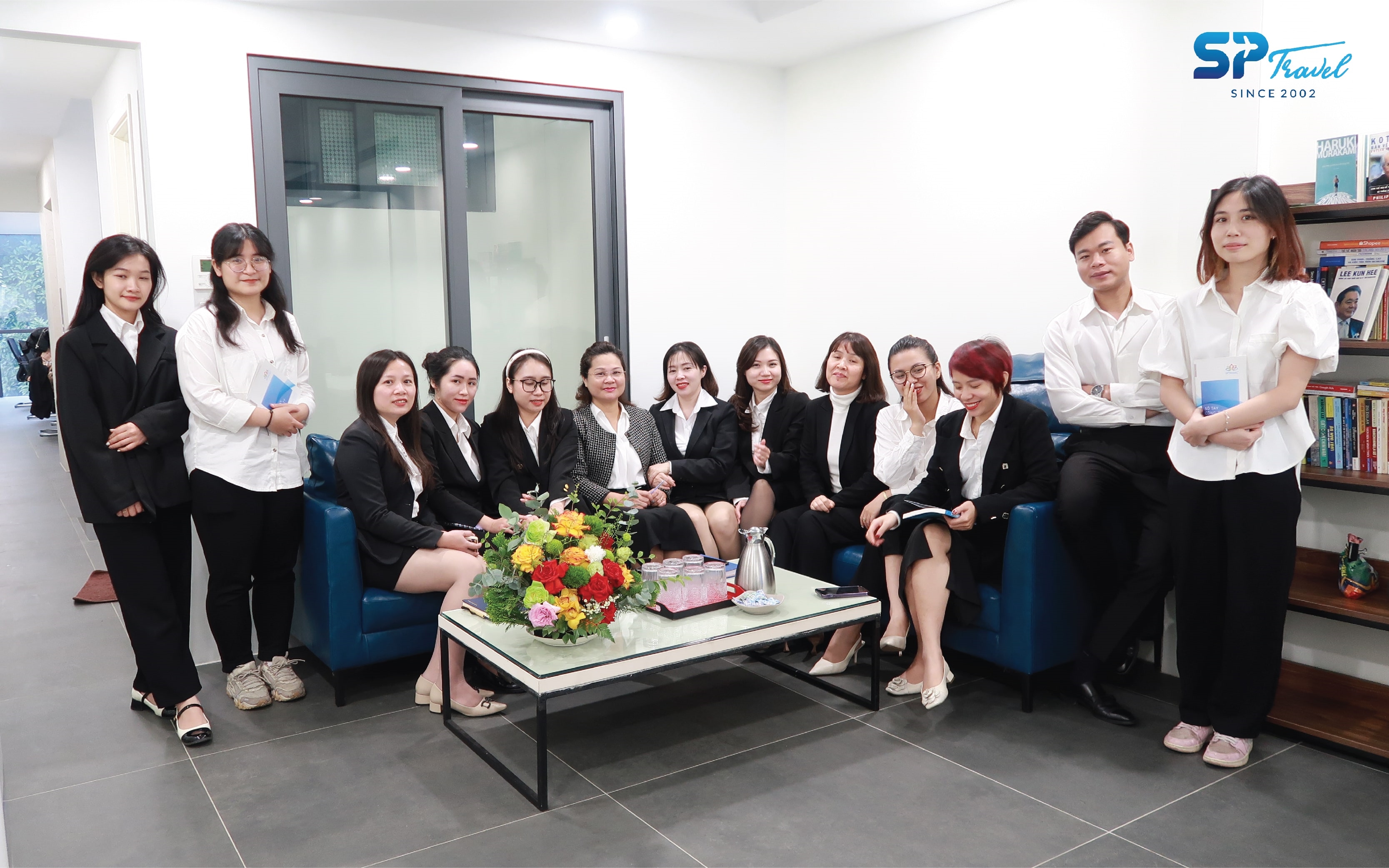 Đội ngũ nhân viên